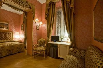 Domus Colosseo 3* Roma